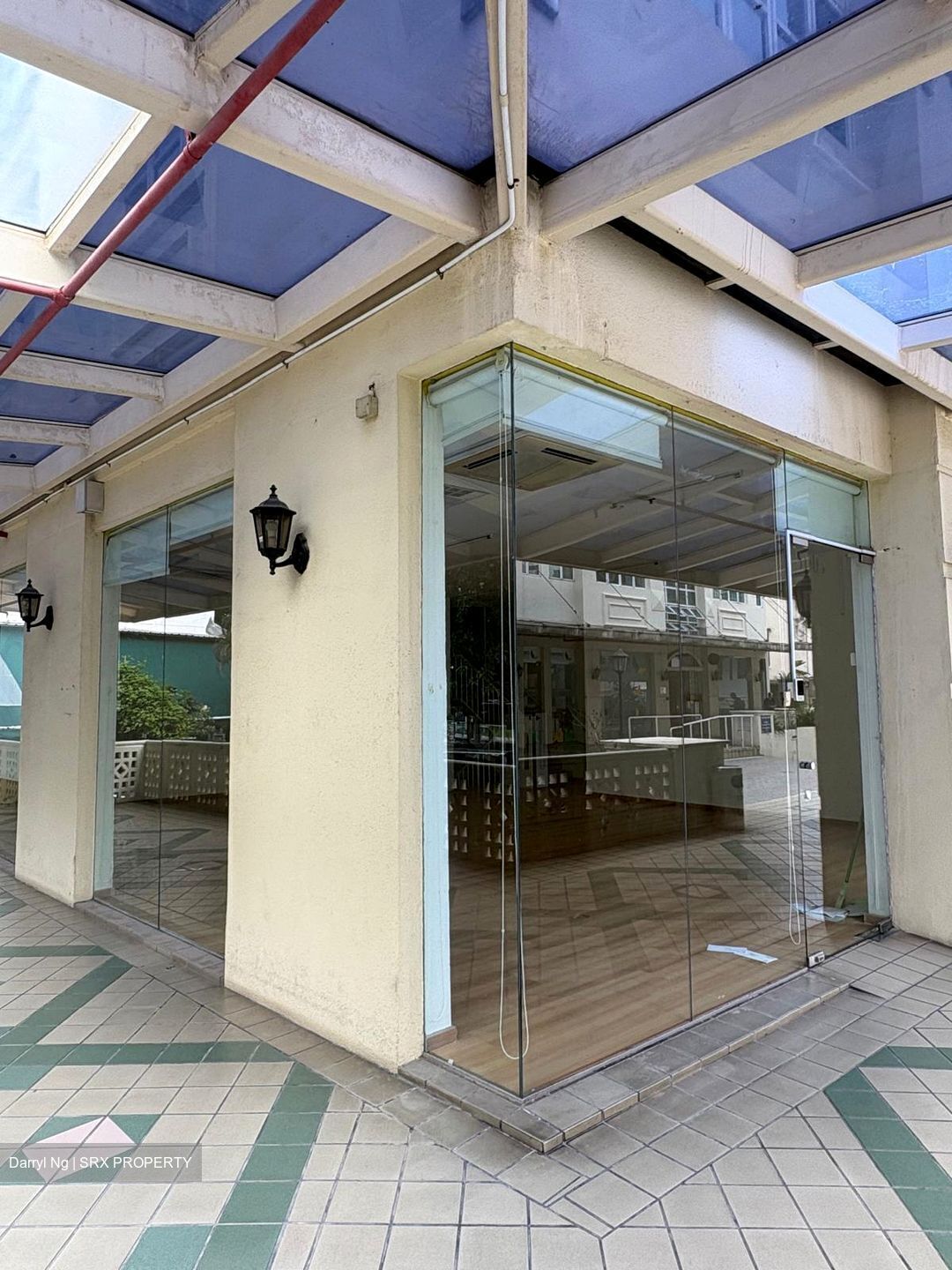 Kingston Terrace (D14), Retail #599570821